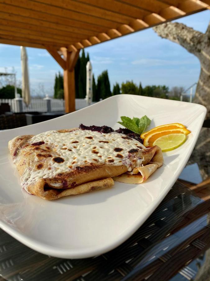Hotel Lagus Gornji Kneginec Kültér fotó