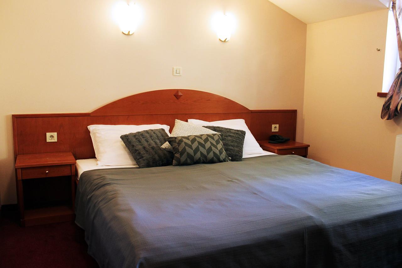 Hotel Lagus Gornji Kneginec Kültér fotó