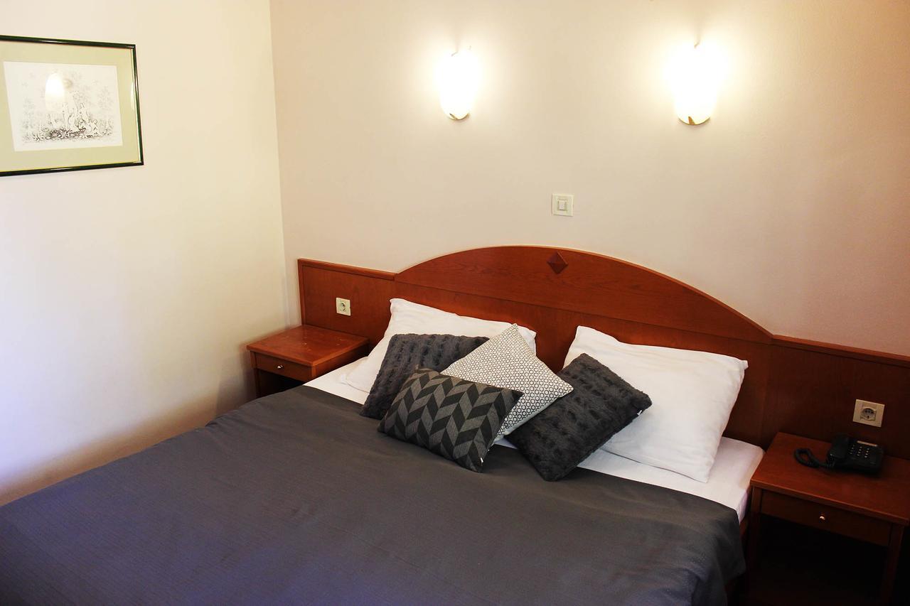 Hotel Lagus Gornji Kneginec Kültér fotó